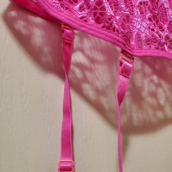 Dreamgirl Mosaic Lace Garter Slip w/ Thong Pink (Size M) - Picture 11 of 16